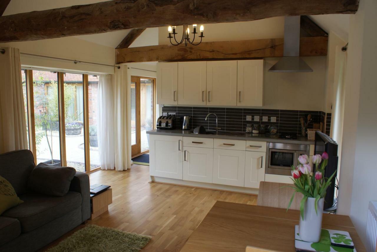 Hidden Cottages Two Lovely 1 Bed Cottages In Peaceful Surroundings, 1 With Log Burner Henley-in-Arden Exterior photo